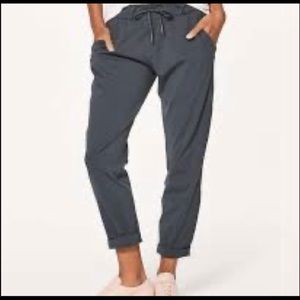 Lululemon On the Fly pants